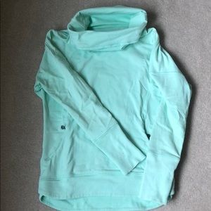 Lululemon GUC turtle neck thick sweater